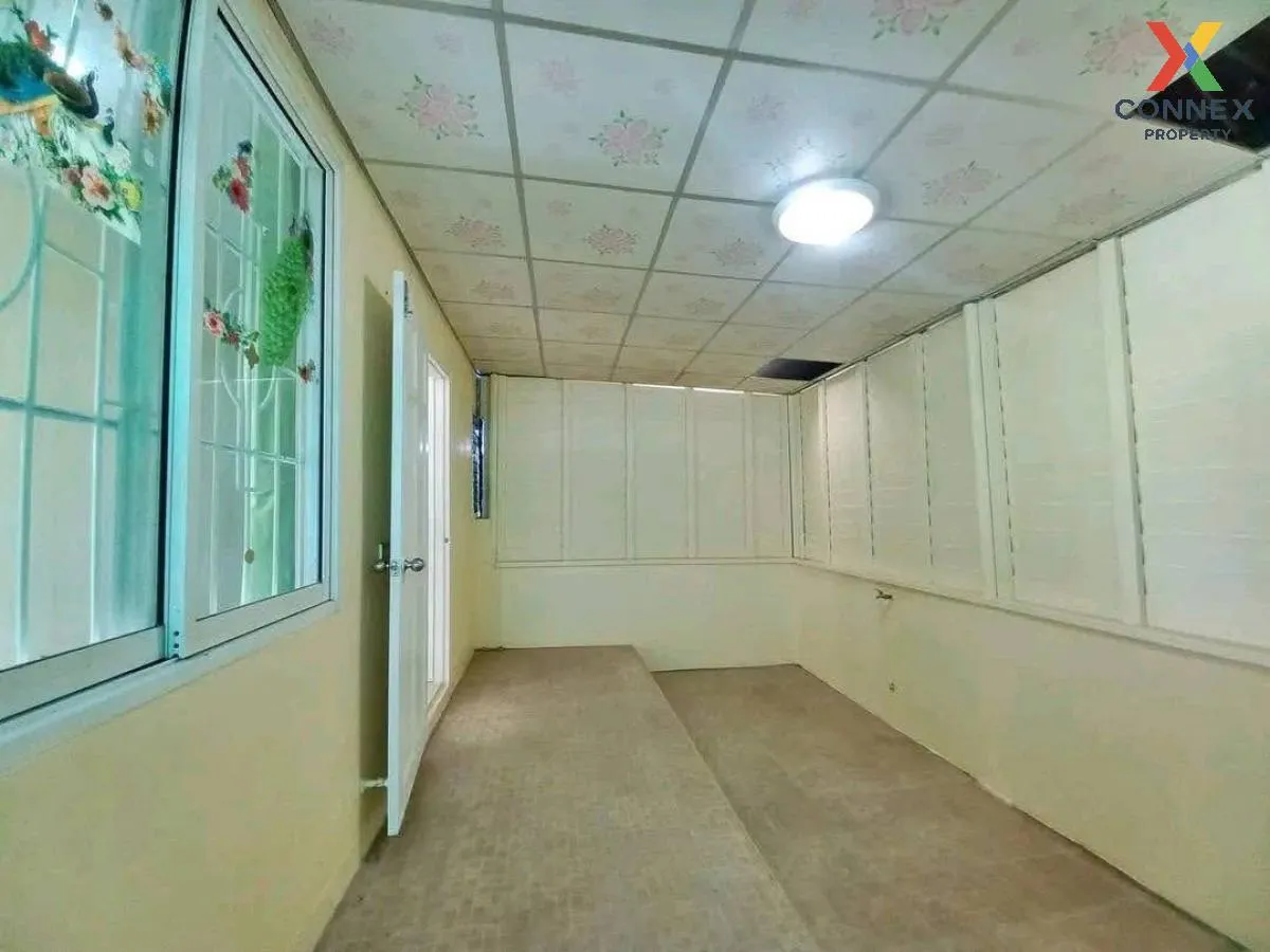 For Sale Townhouse/Townhome  , Asava Rama 2 , corner unit , wide 