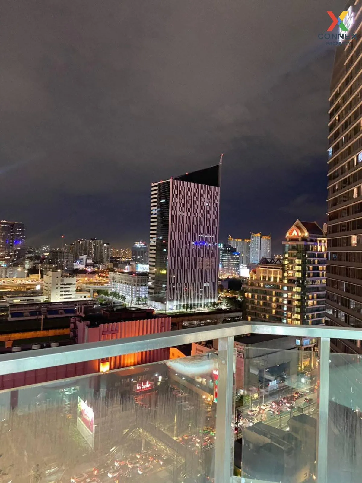 เช่าคอนโด  ศุภาลัย พรีเมียร์ แอท อโศก MRT-เพชรบุรี บางกะปิ เขต ห้