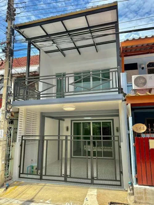 ขายทาวน์เฮ้าส์/ทาวน์โฮม  เรวดี 3 รีโนเวทใหม่ ตลาดขวัญ เมืองนนทบุรี นนทบุรี CX-130778