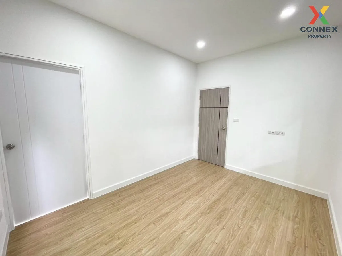 For Sale House , Baan Phon Watcharapol , newly renovated , Tha Ra