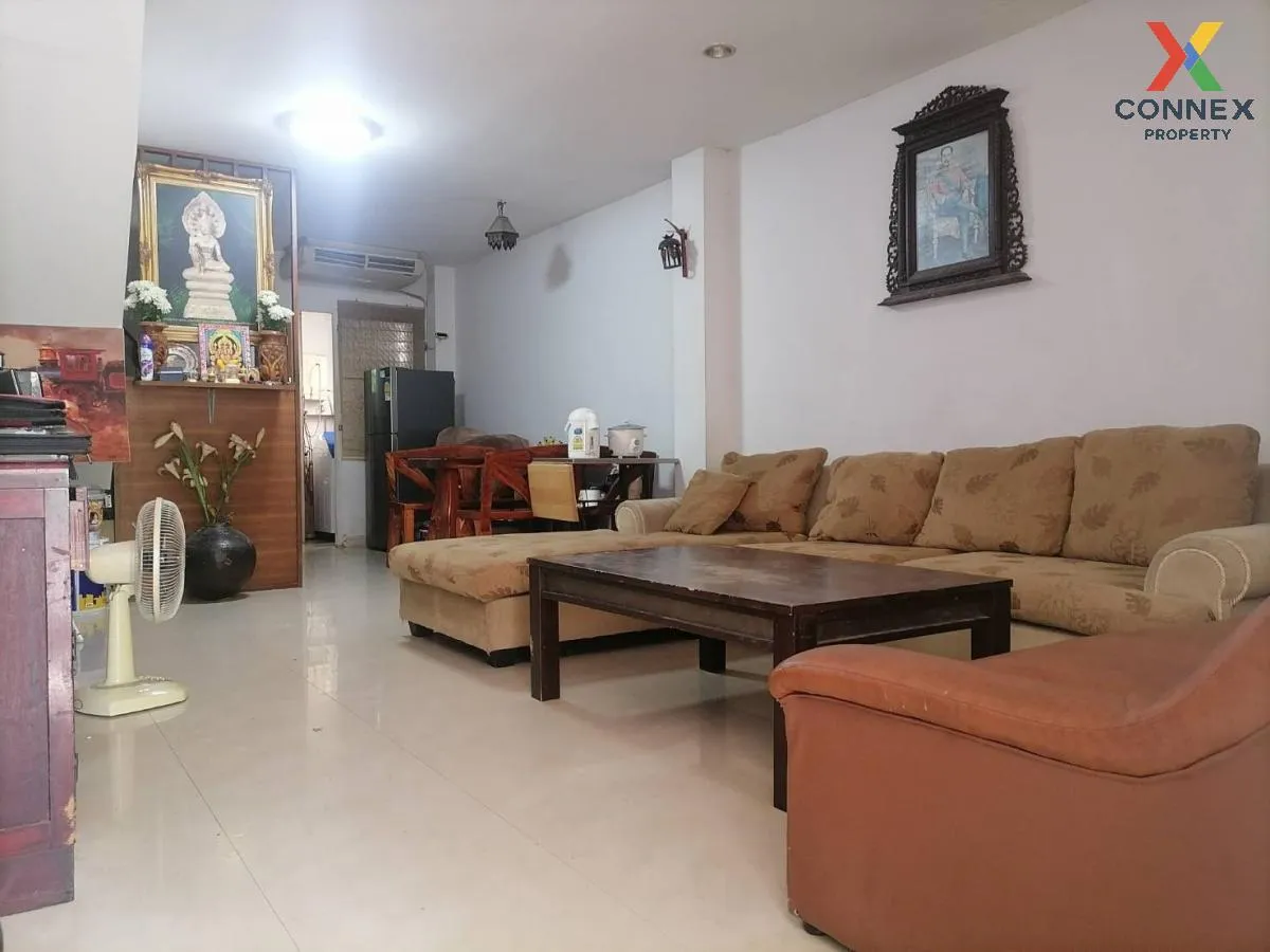 For Sale Townhouse/Townhome  , Sittarom Lat Pla Khao 87 , MRT-Lat 2