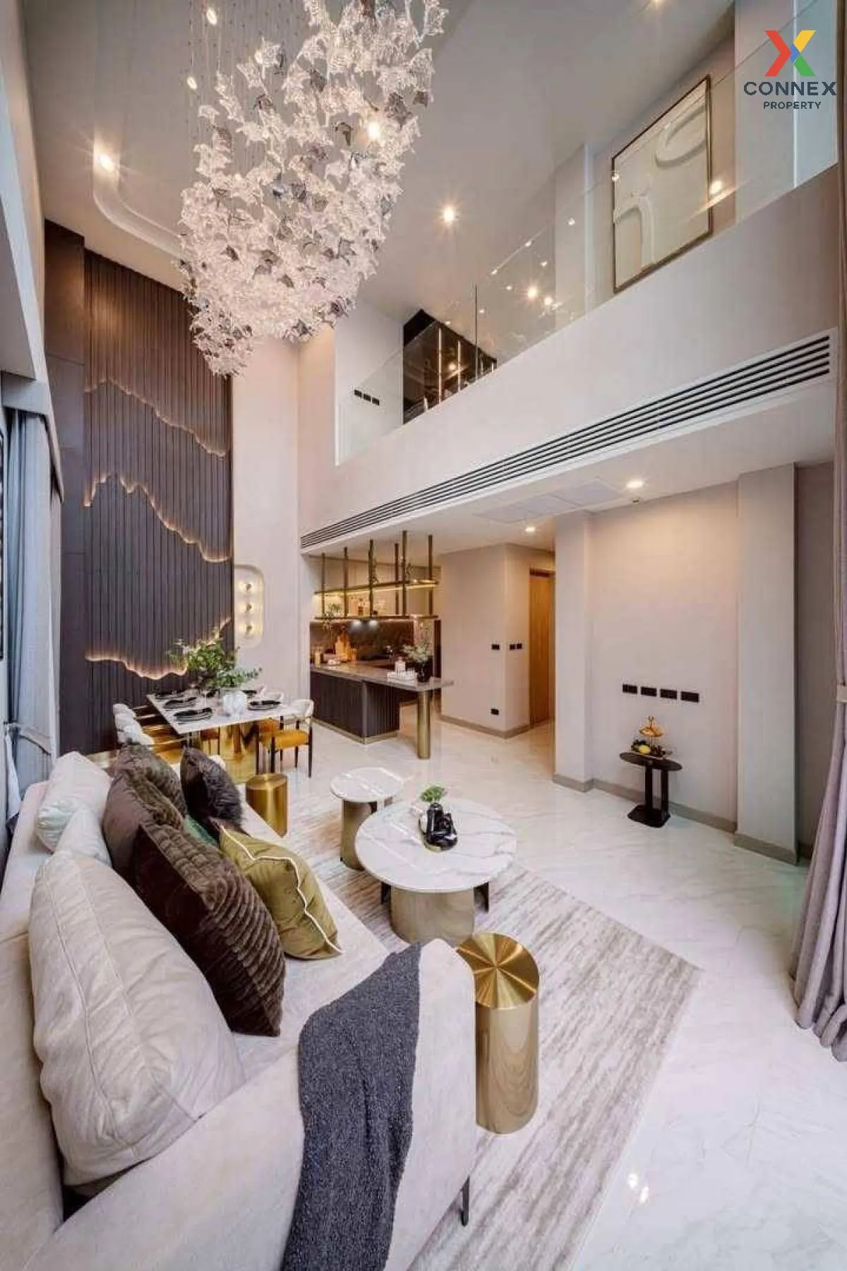 For Sale Scape Ari, corner unit A01, features a lift and a swimmi