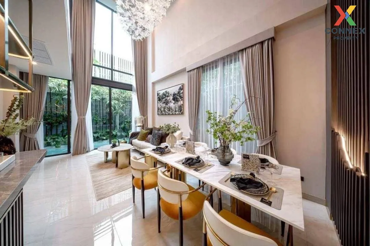 For Sale Scape Ari, corner unit A01, features a lift and a swimmi