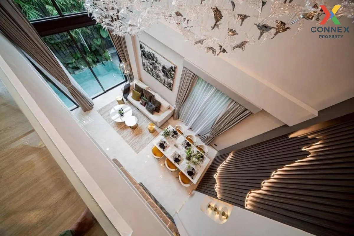 For Sale Scape Ari, corner unit A01, features a lift and a swimmi