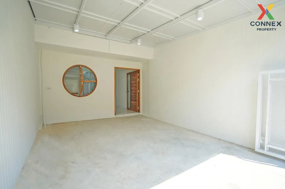 For Sale Townhouse/Townhome  , Baan Rattanathibet , newly renovat 2