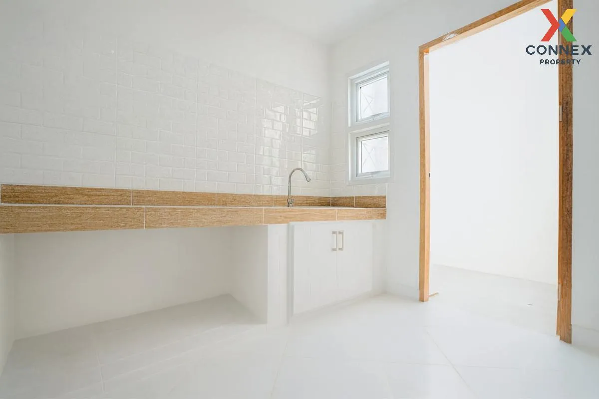 For Sale Townhouse/Townhome  , Baan Rattanathibet , newly renovat