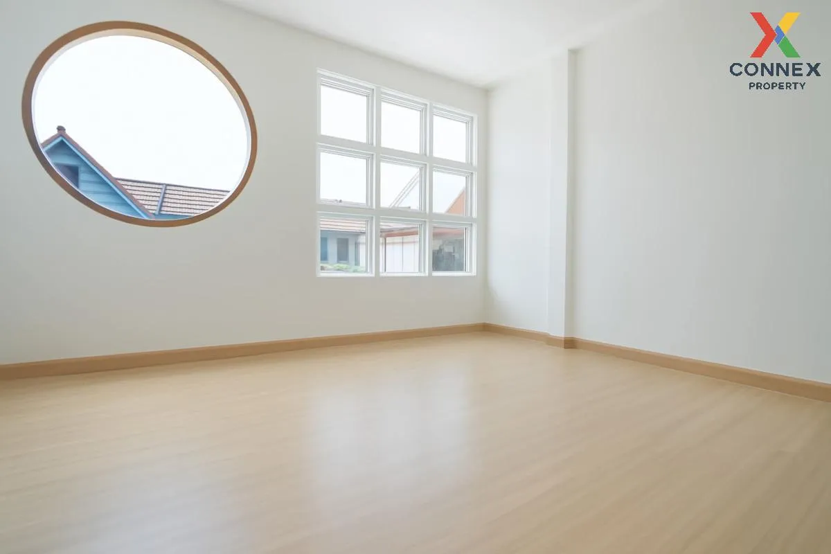 For Sale Townhouse/Townhome  , Baan Rattanathibet , newly renovat