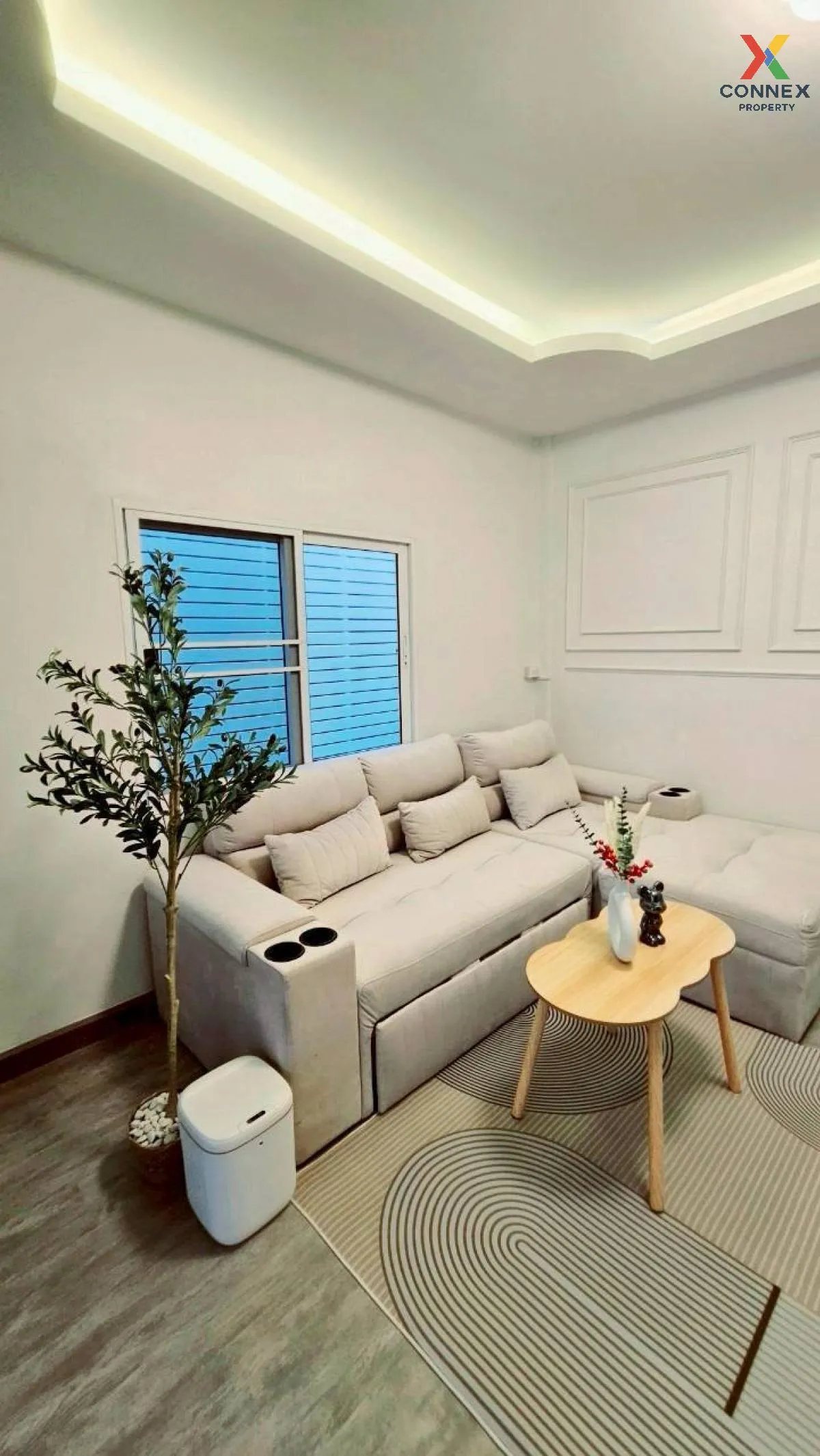 For Sale House , Chat Luang Village, Rat Uthit 54 , MRT-Min Buri  2