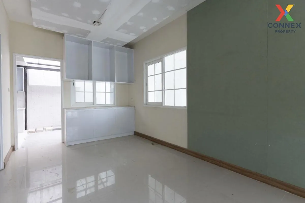 For Sale Townhouse/Townhome  , Golden City Sathorn , BTS-Wutthaka