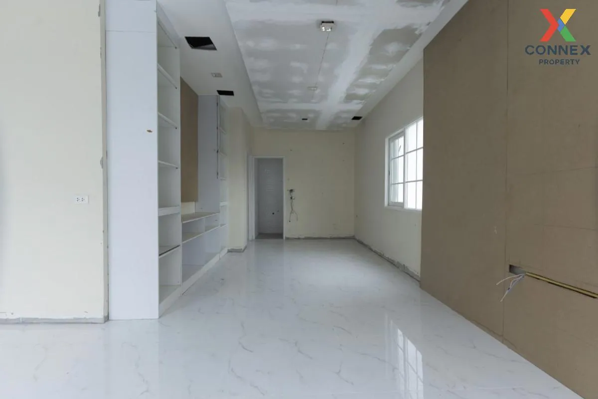 For Sale Townhouse/Townhome  , Golden City Sathorn , BTS-Wutthaka
