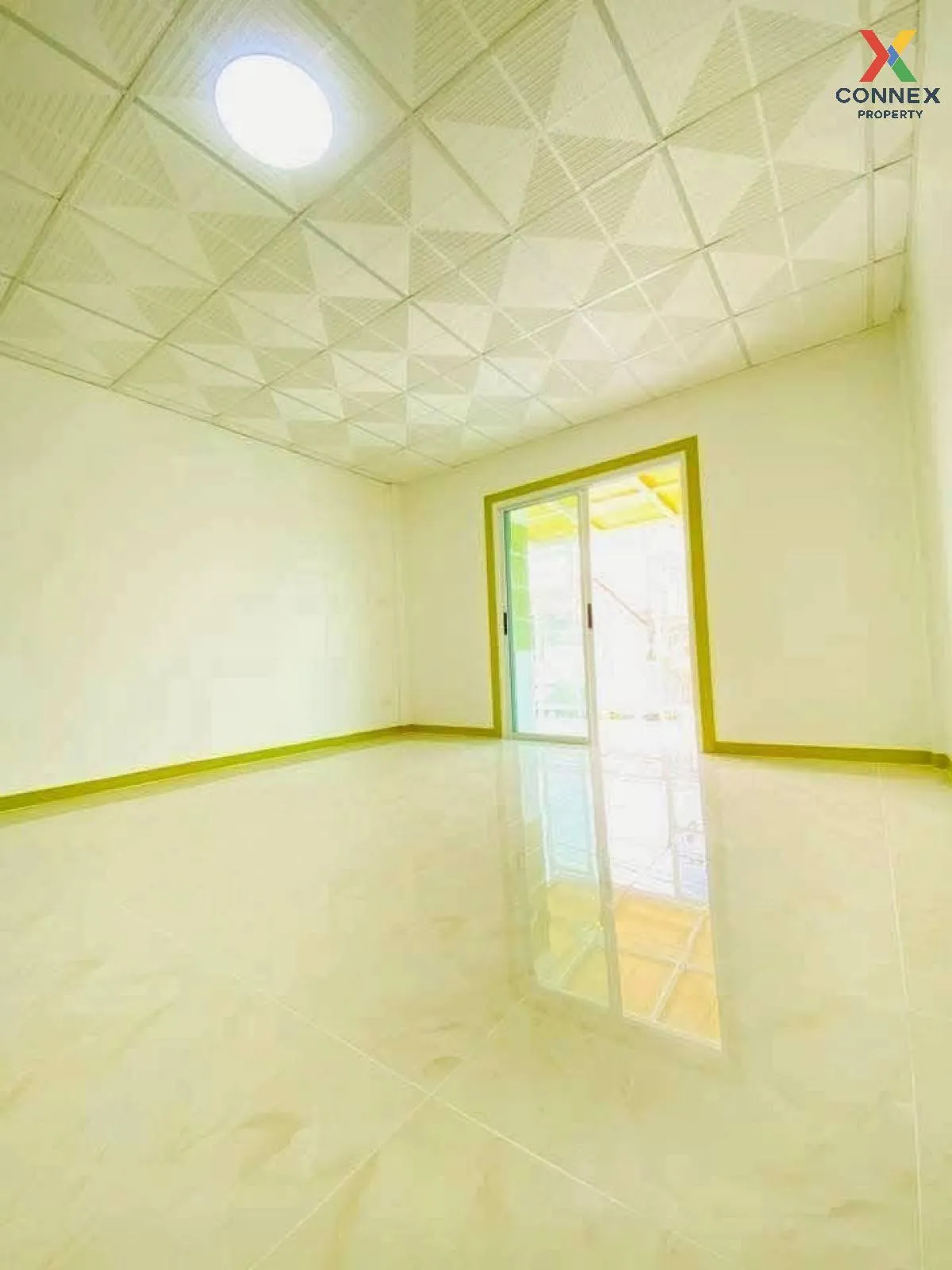 For Sale Townhouse/Townhome  , Baan Piya Wararom 3  , newly renov