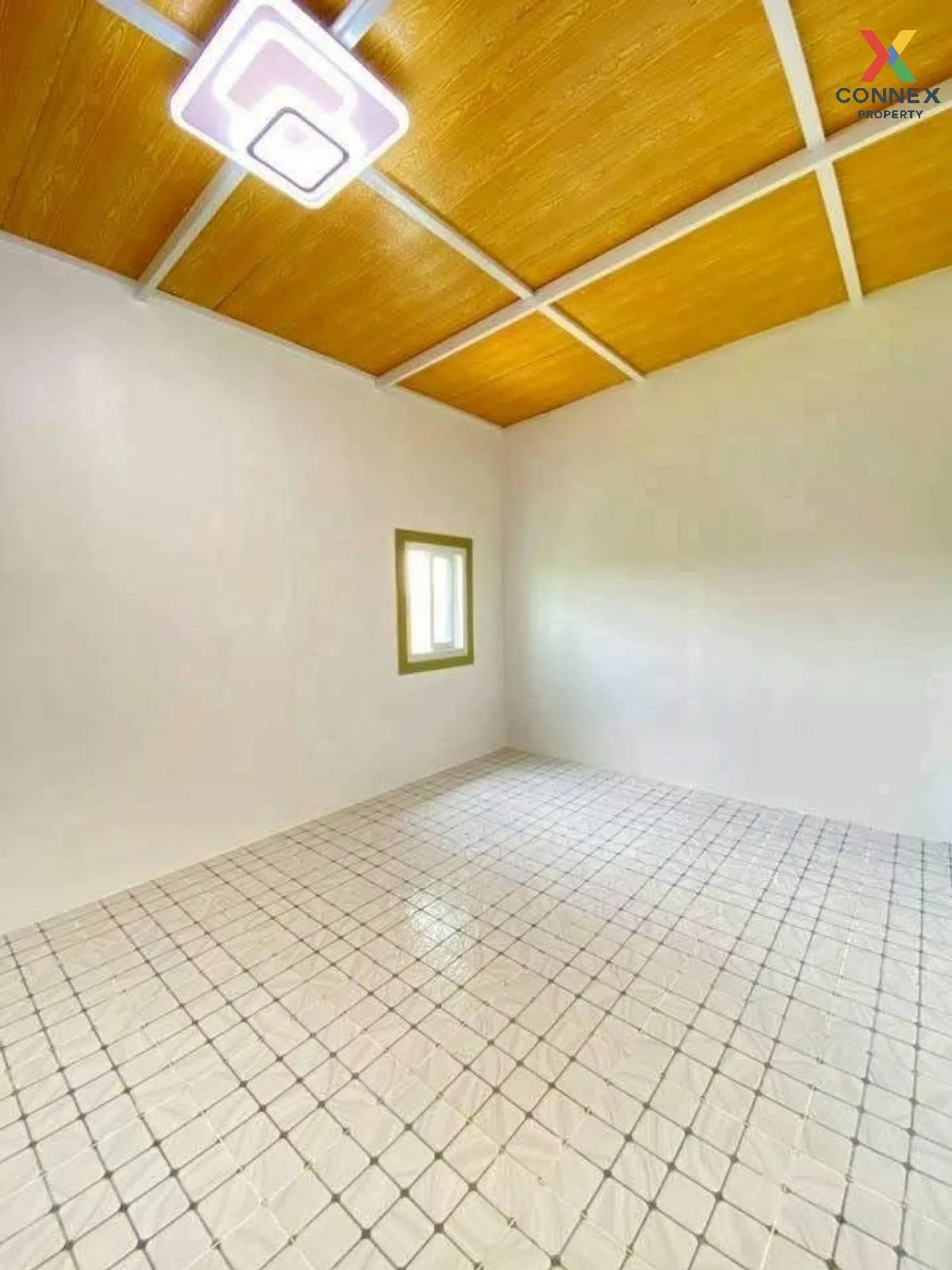 For Sale Townhouse/Townhome  , Baan Piya Wararom 3  , newly renov