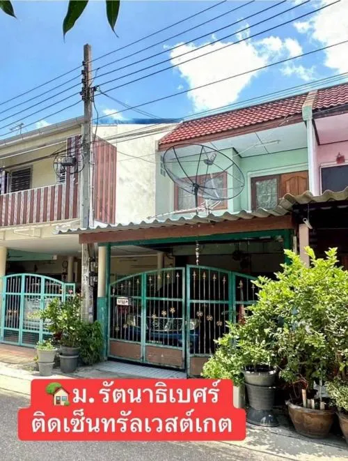 ขายทาวน์เฮ้าส์/ทาวน์โฮม  บ้านรัตนาธิเบศร์ รีโนเวทใหม่ MRT-ตลาดบางใหญ่ บางรักพัฒนา บางบัวทอง นนทบุรี CX-131289