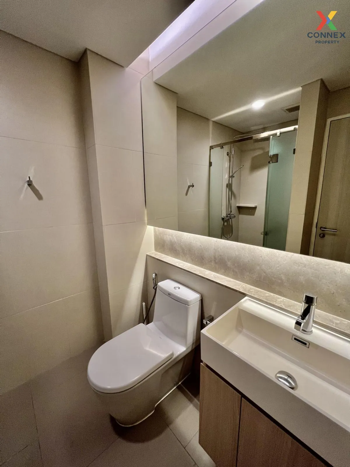 For Sale Condo , The Lumpini 24 , high floor , BTS-Phrom Phong , 