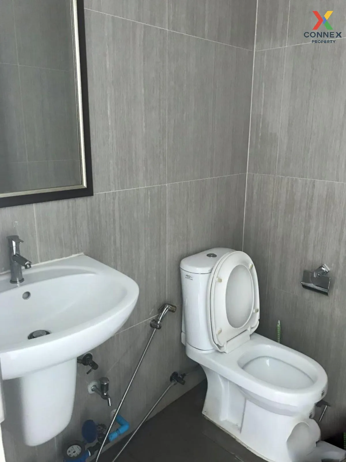 For Rent Commercial space , The Capital Ratchaprarop-Vibha , Sam 
