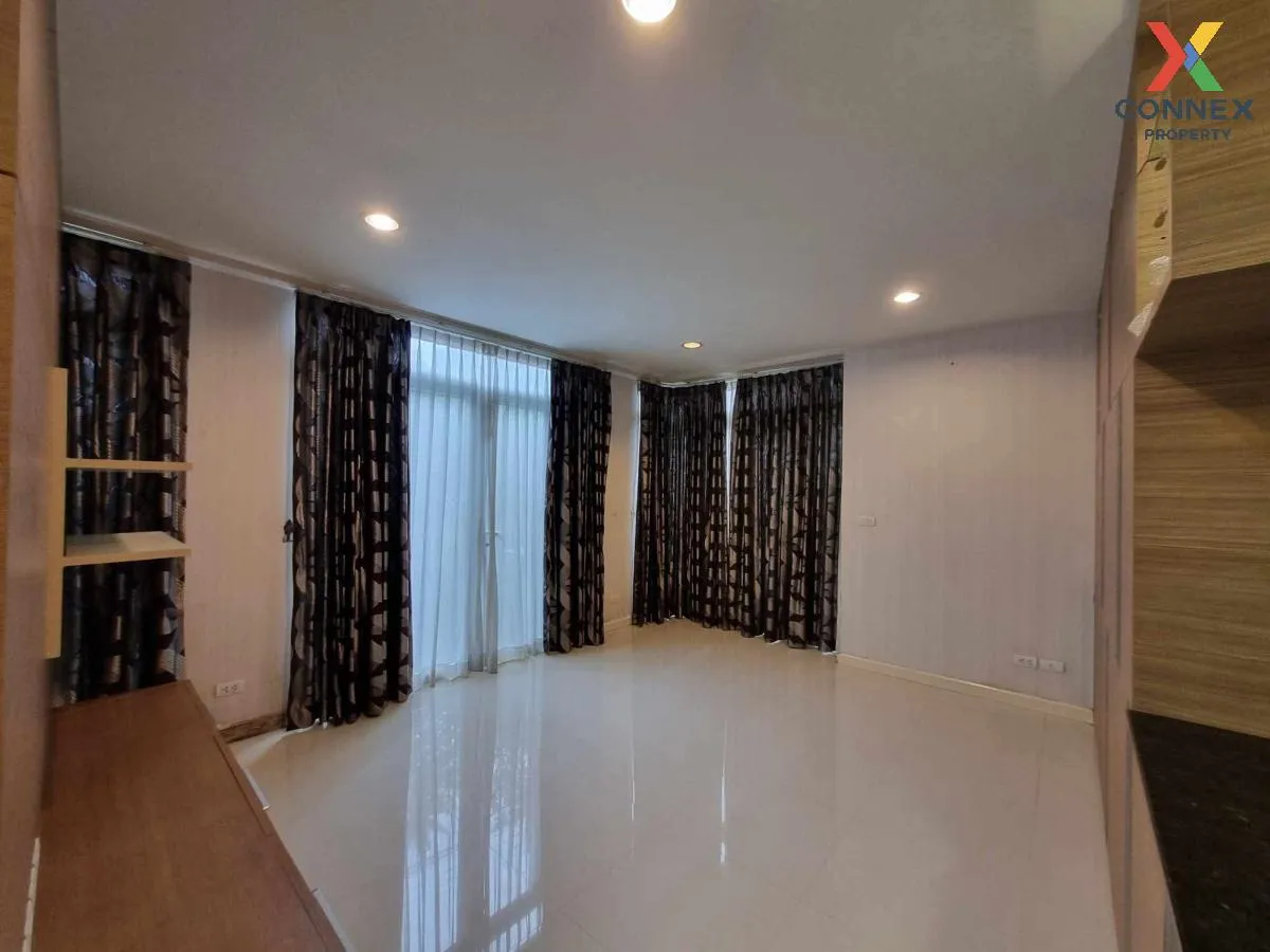 For Sale House , The Gallery House Pattern , BTS-Phahon Yothin 24 4