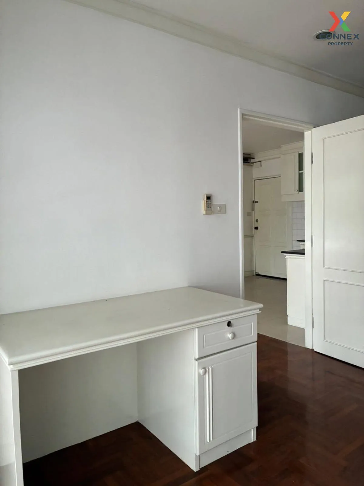 For Sale Condo , Saranjai Mansion , corner unit , BTS-Nana , Khlo