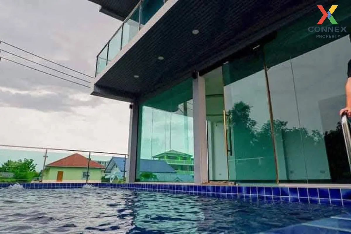 For Sale 3 - storey detached house area 51 square wah Lat Phrao -