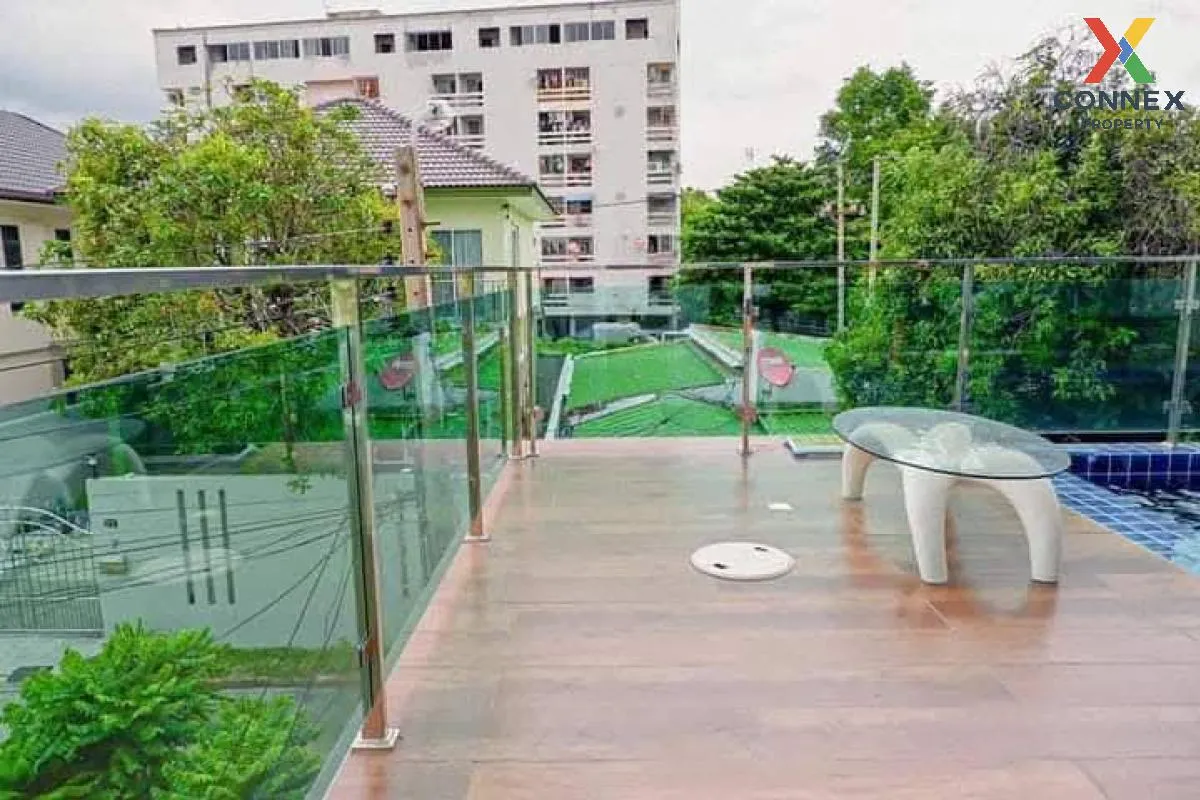 For Sale 3 - storey detached house area 51 square wah Lat Phrao -