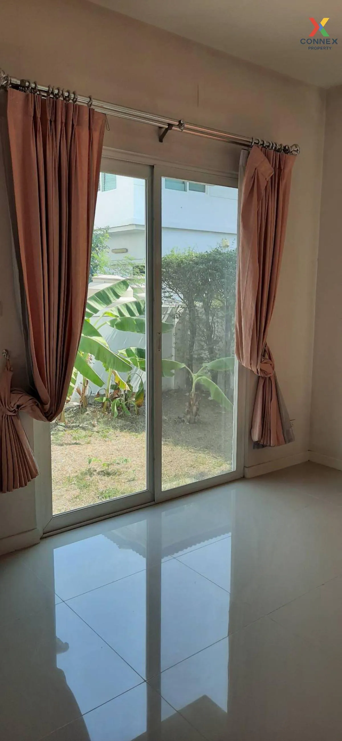 For Sale House , Chaiyapruk Rattanathibet - Wongwaen , Sao Thong 
