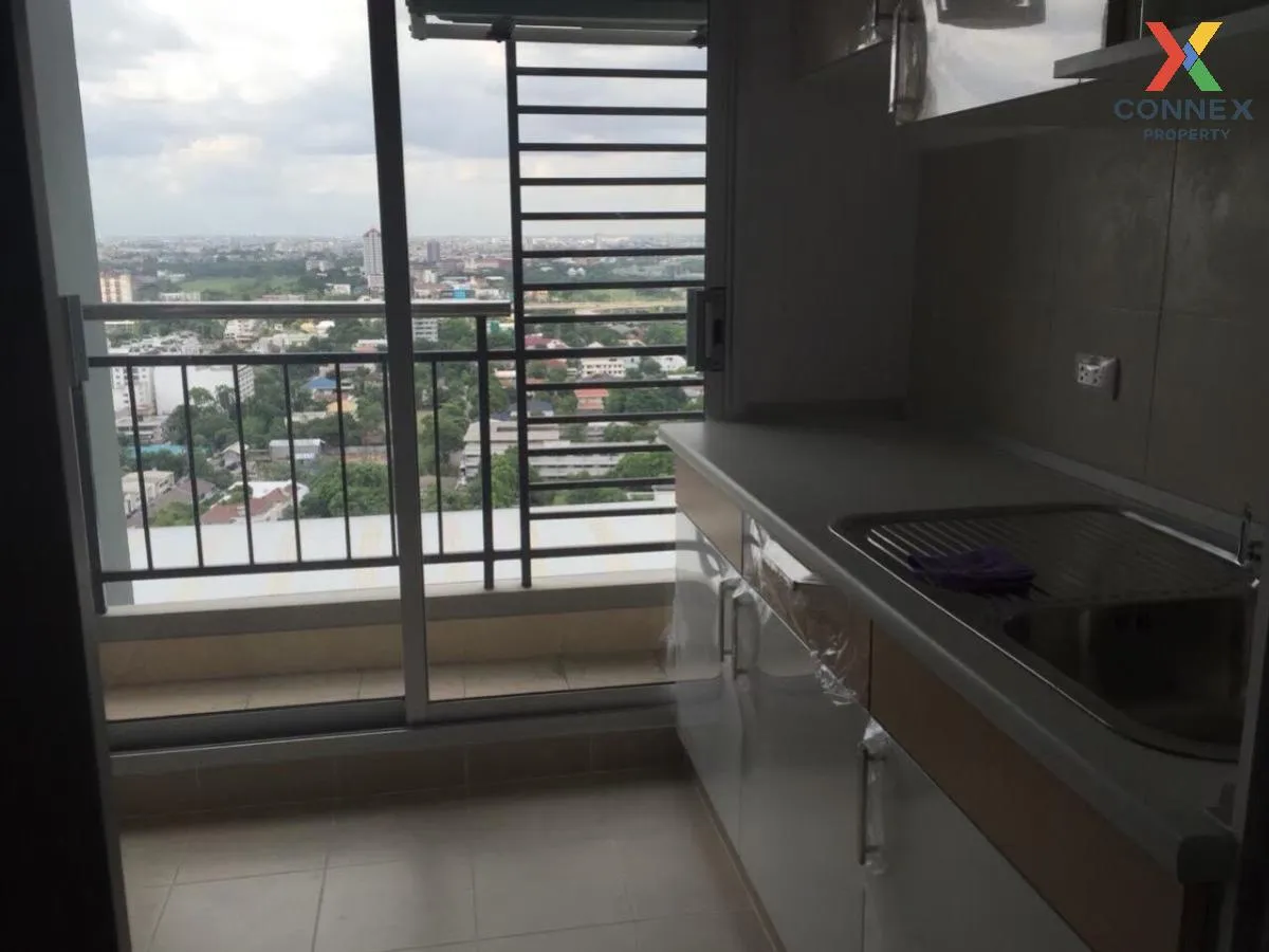 For Sale Condo , Supalai Park Ekamai - Thonglor , high floor , BT 4