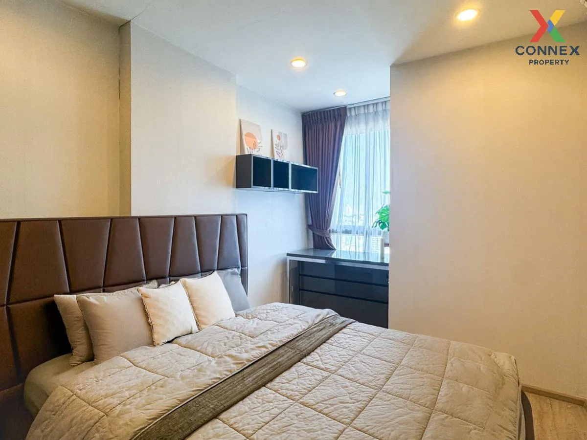 For Sale Condo , Ideo Sathorn - Thapra , high floor , newly renov
