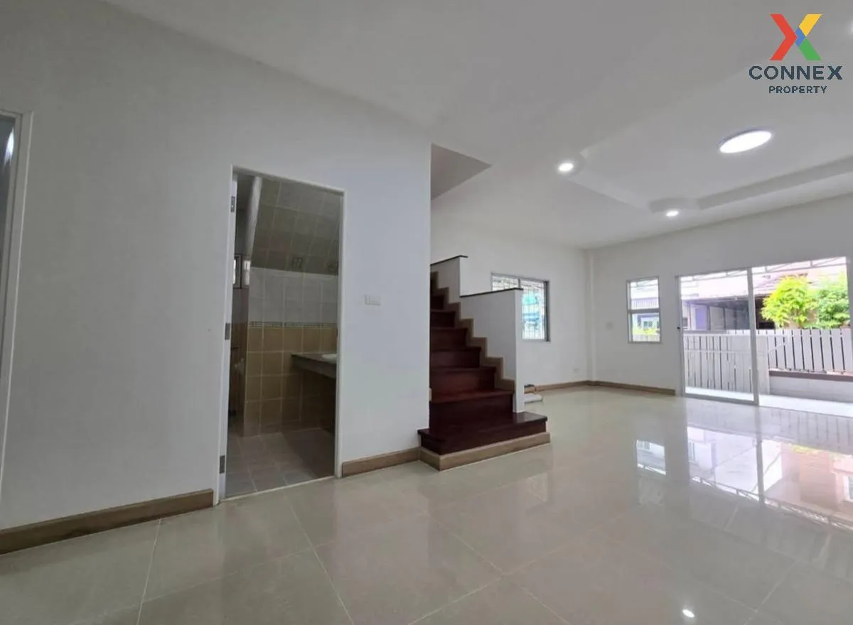 For Sale House , Baan Phon Watcharapol , wide frontage , Tha Raen