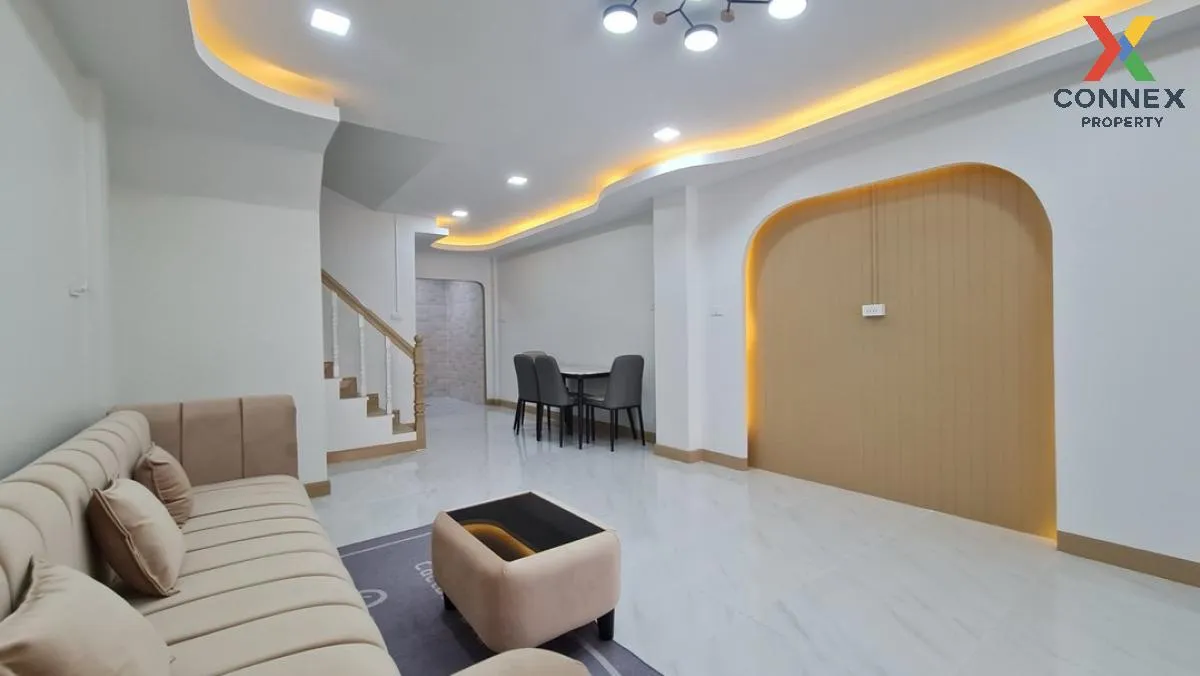 For Sale Townhouse/Townhome  , K.C. Ramindra 1 , Sam Wa Tawan Tok 4