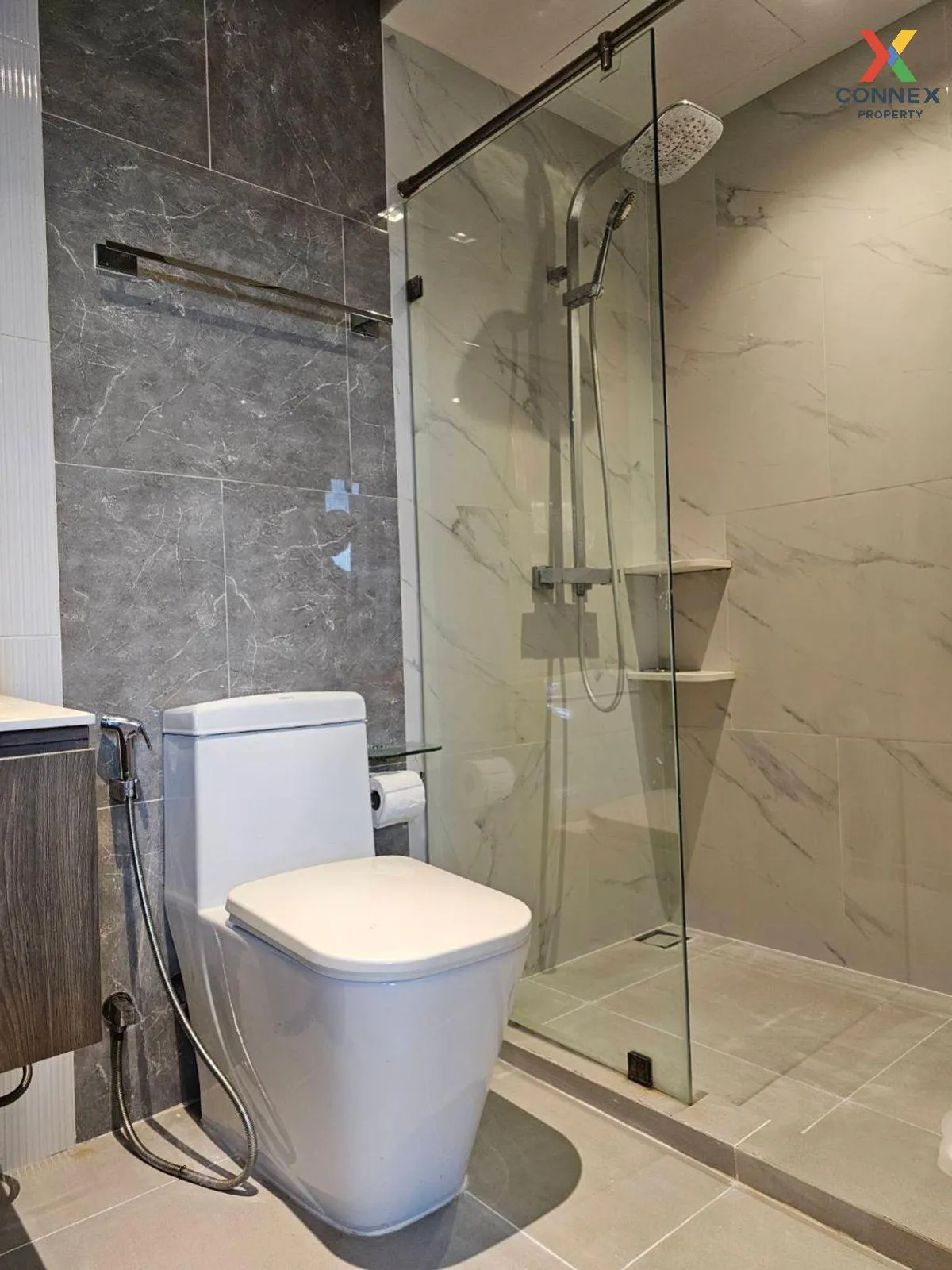 For Rent Condo , LLOYD Soonvijai - Thonglor , Bang Kapi , Huai Kh