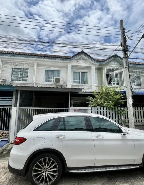 ขายทาวน์เฮ้าส์/ทาวน์โฮม  สินทวี เทียนทะเล 2 แสมดำ เขต บางขุนเทียน กรุงเทพ CX-131717