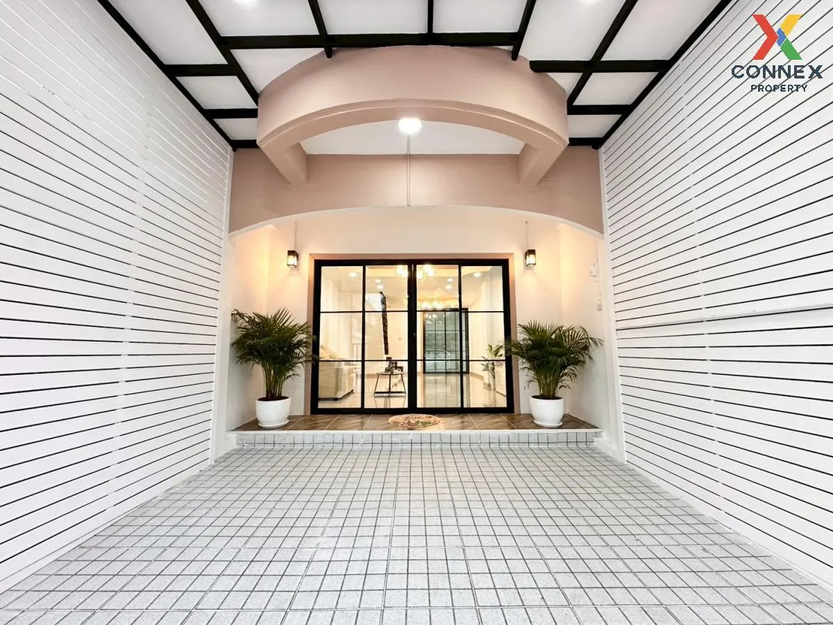 For Sale Townhouse/Townhome  , Baan Nunticha 4 , newly renovated  3
