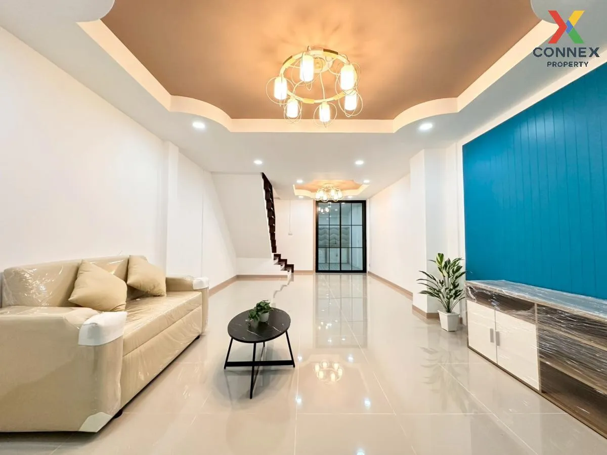 For Sale Townhouse/Townhome  , Baan Nunticha 4 , newly renovated 