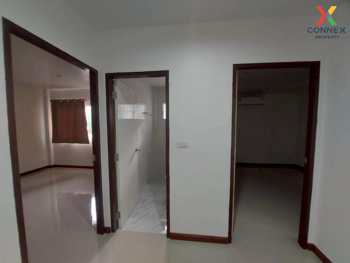 For Sale House , Visessiri , nice view , wide frontage , newly re