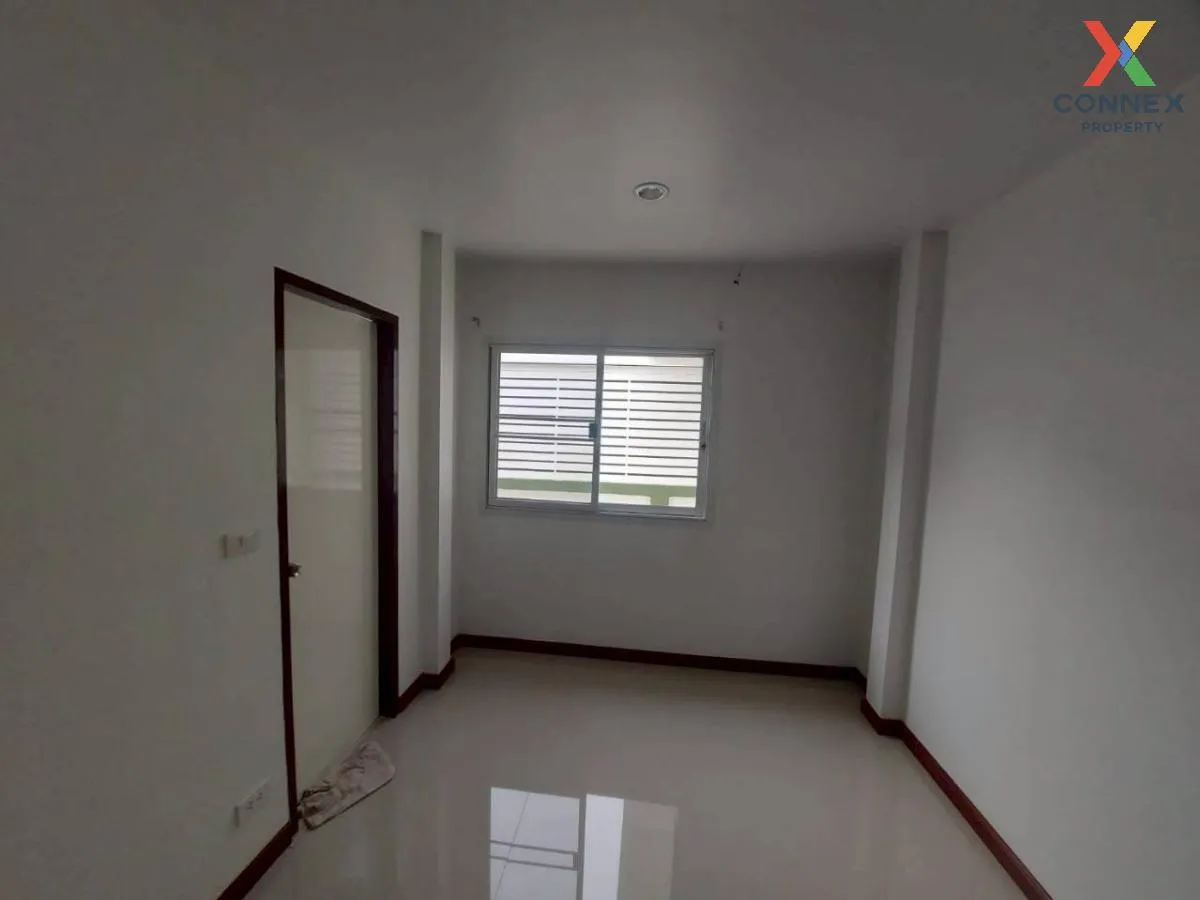 For Sale House , Visessiri , nice view , wide frontage , newly re