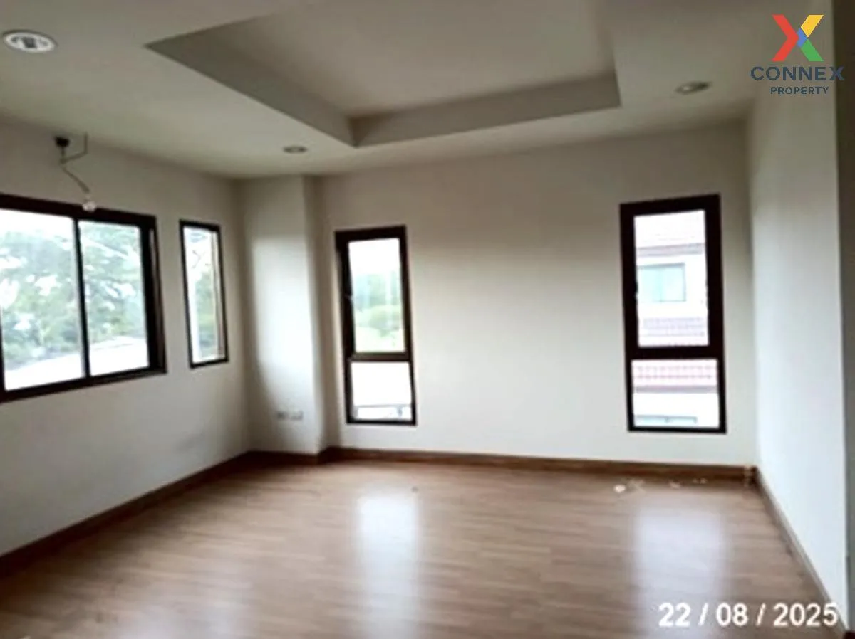 For Sale House , Golden Park Sriracha , Surasak , Si Racha , Chon
