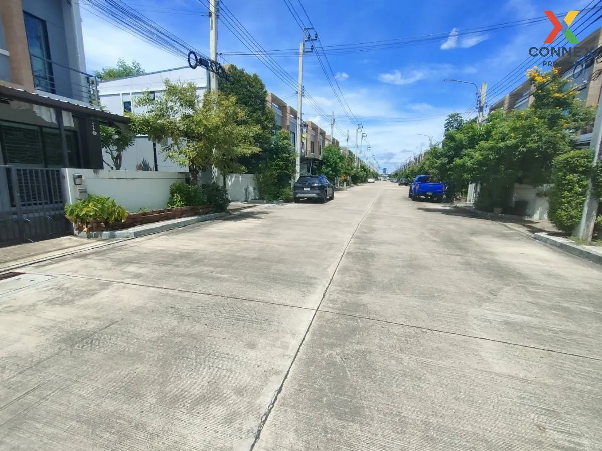For Sale Townhouse/Townhome  , S Gate Chaengwattana-Kanjanapisek  3