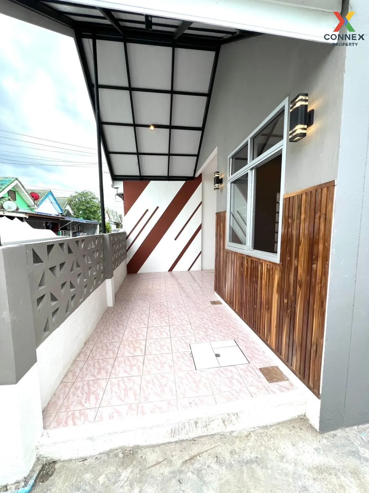 ขายหมู่บ้านณัฐยา บางปลา ห้องมุม หน้ากว้าง รีโนเวทใหม่ ท่าทราย เมื 3