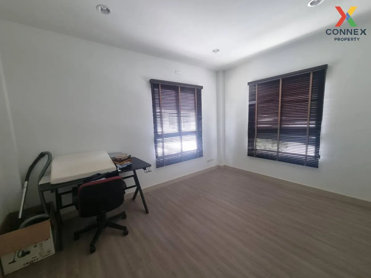 For Sale House , Sammakorn Rangsit – Klong 7 , Lam Phak Kut , Tha