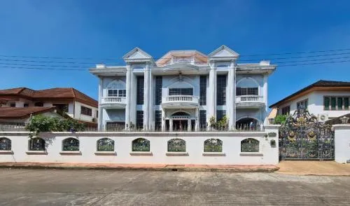 For Sale House , Ban P. Thananiwet , Chankasem , Chatuchak , Bangkok , CX-132014