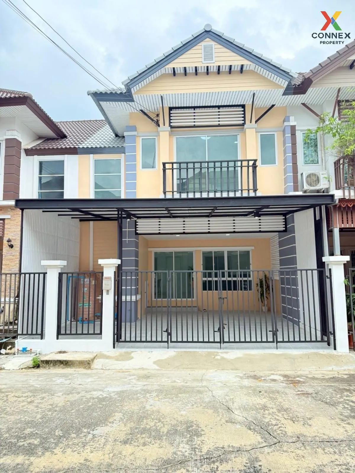 For Sale Townhouse/Townhome  , The Town Phaholyothin-Phoemsin​ ,  1