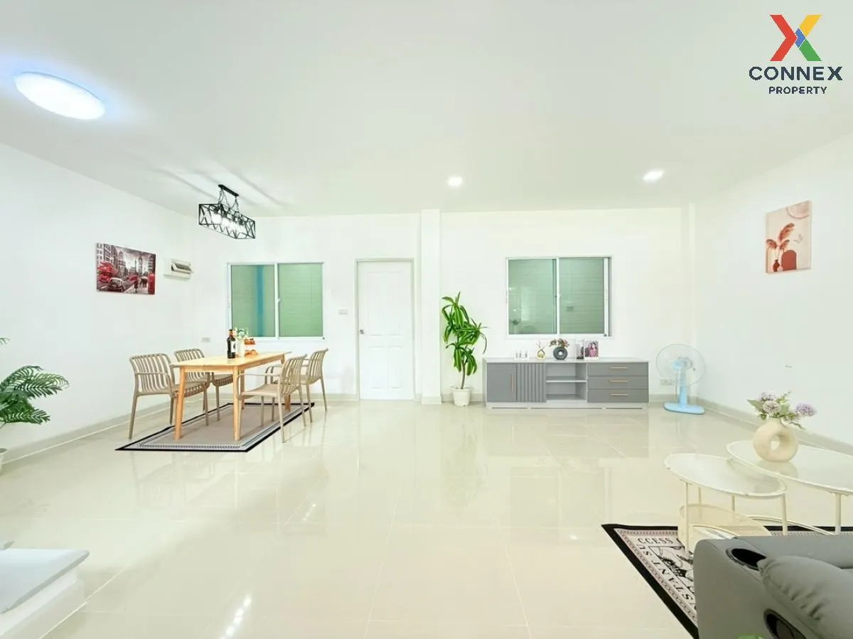 For Sale Townhouse/Townhome  , The Town Phaholyothin-Phoemsin​ ,  4