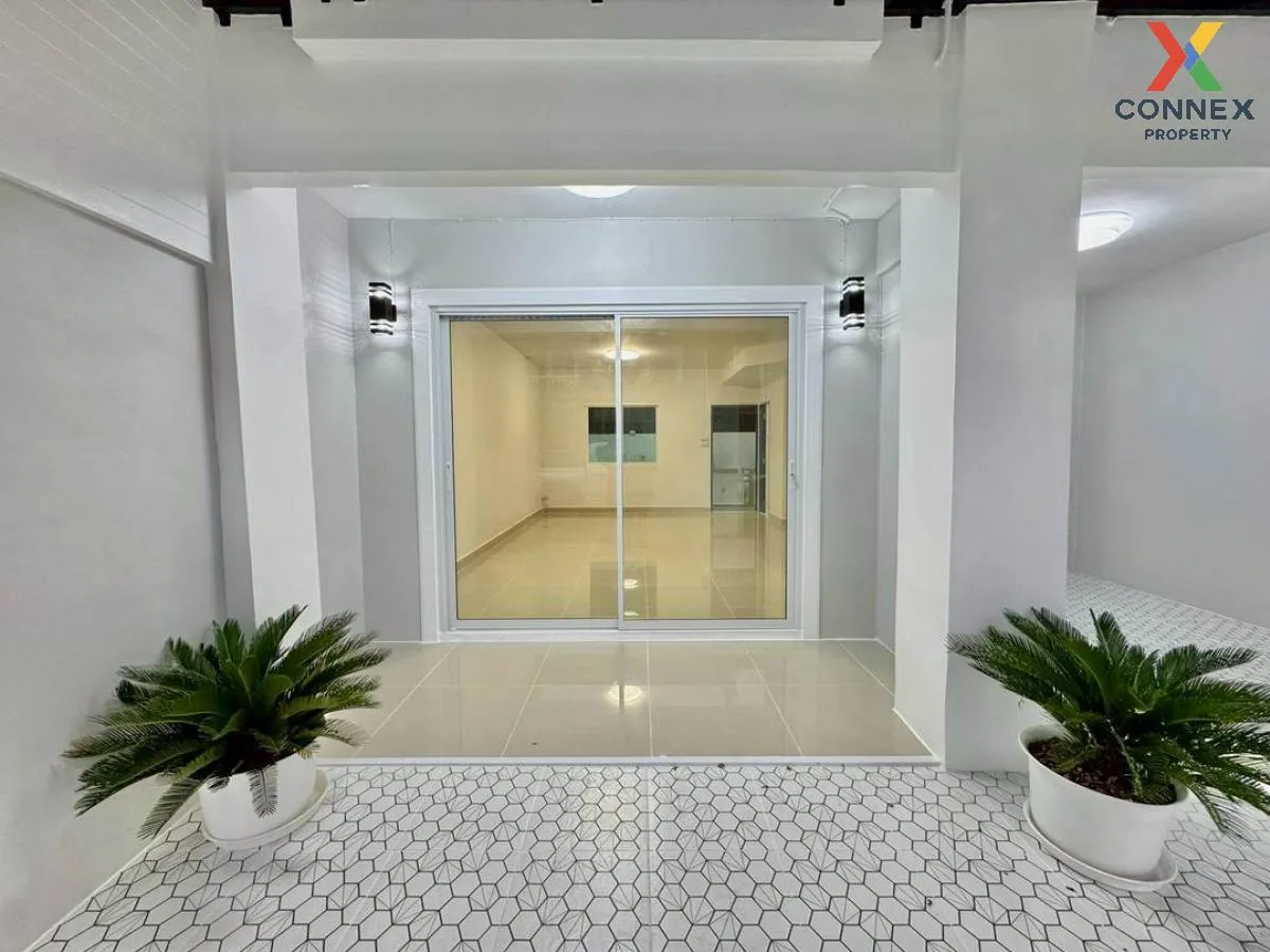 For Sale Townhouse/Townhome  , Baan Pruksa 14 A Bangbuathong , ne 2
