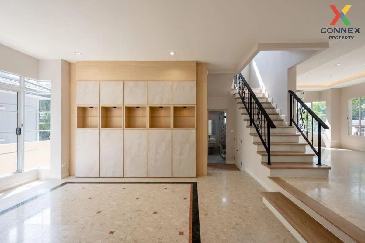 ขายบ้าน  บ้านนันทวัน สวนหลวง ร.9 รีโนเวทใหม่ ดอกไม้ เขต ประเวศ กร