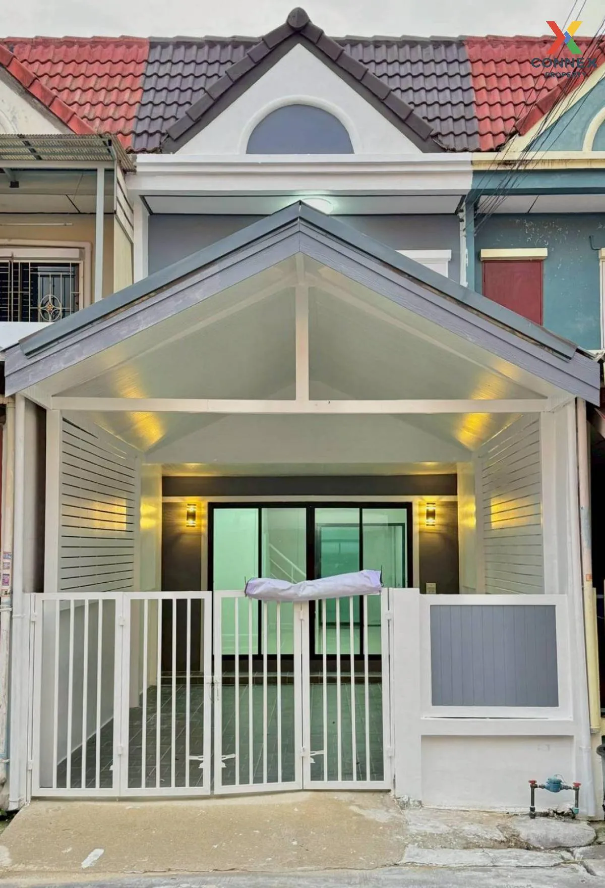For Sale Townhouse/Townhome  , Pimonrat 2 , newly renovated , Phi 1