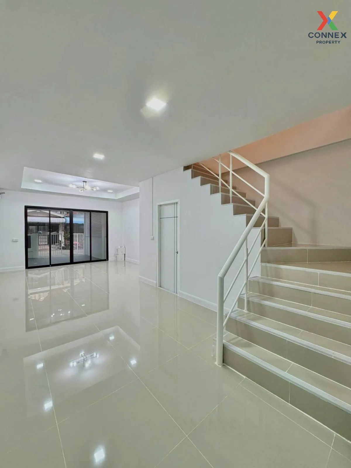 For Sale Townhouse/Townhome  , Pimonrat 2 , newly renovated , Phi