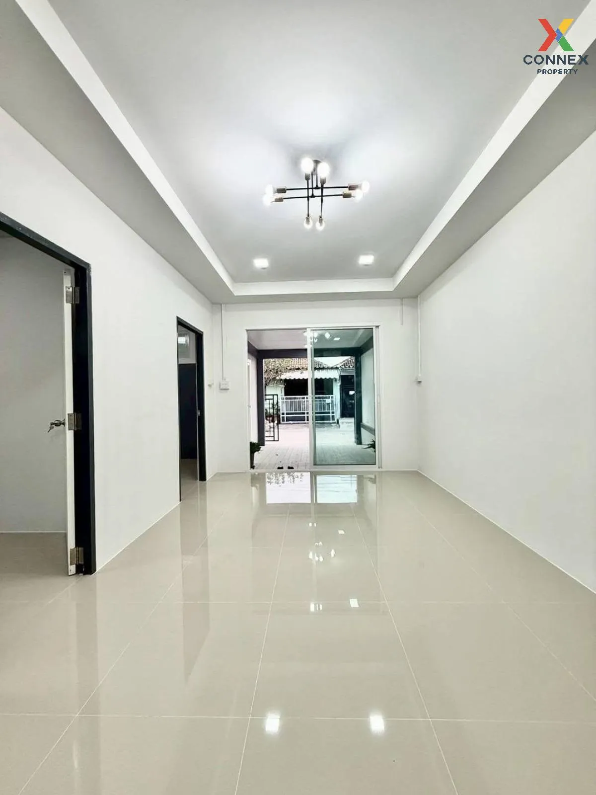 ขายทาวน์เฮ้าส์/ทาวน์โฮม  บ้านพฤกษา 3 บางบัวทอง รีโนเวทใหม่ บางคูร