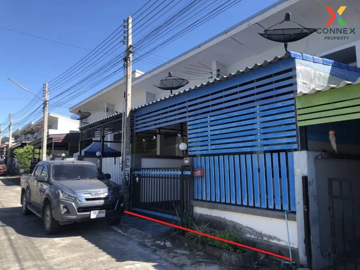 For Sale Townhouse/Townhome  , Romyen 2 Pluakdaeng - Wangtapin ,  2