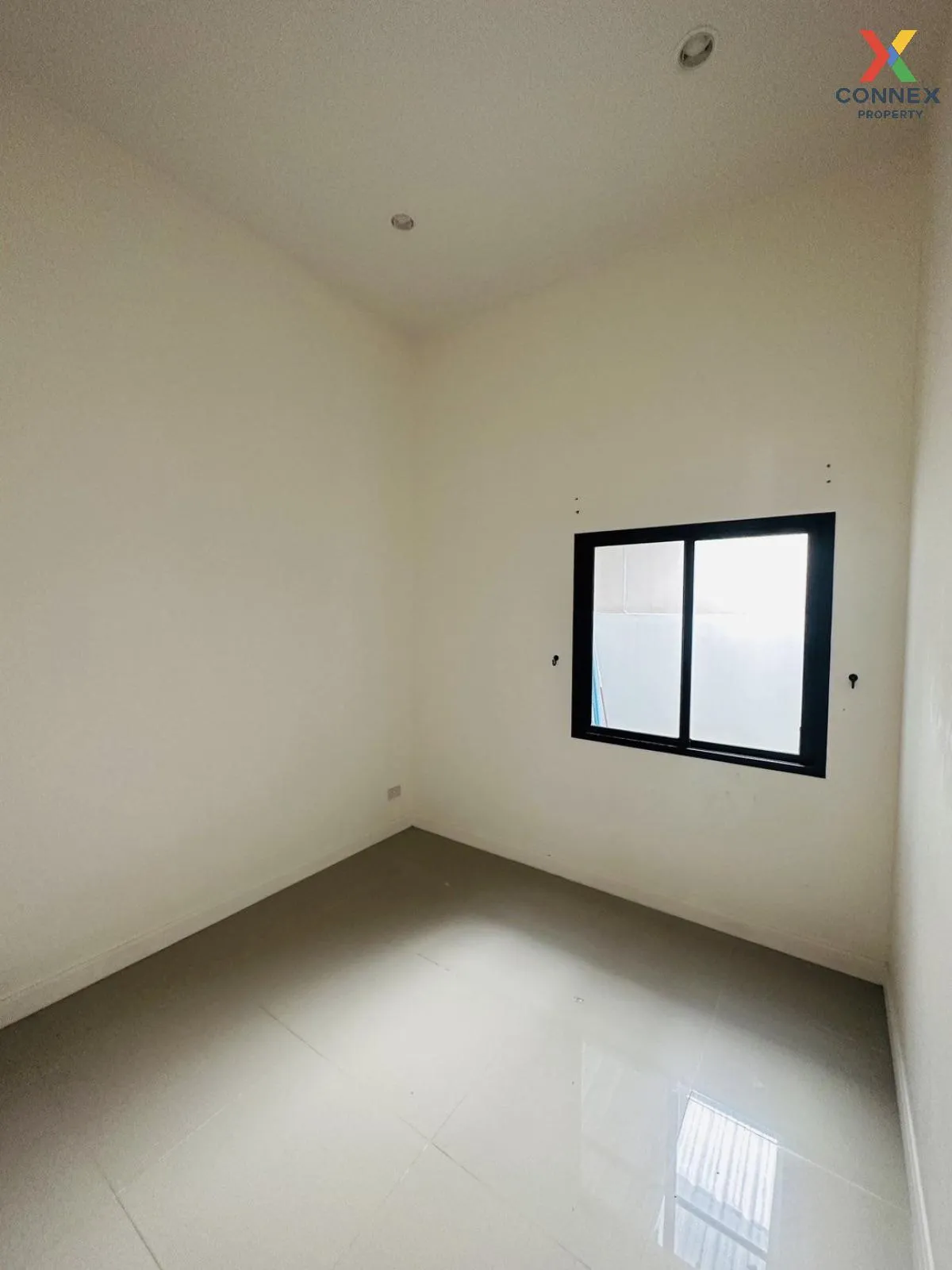 For Sale Townhouse/Townhome  , Skyline Amata , Map Yang Phon , Pl