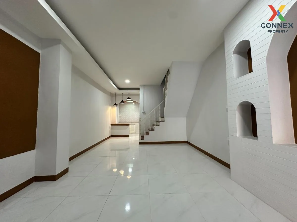 For Sale Townhouse/Townhome  , Asia Home Town , Sai Noi , Sai Noi