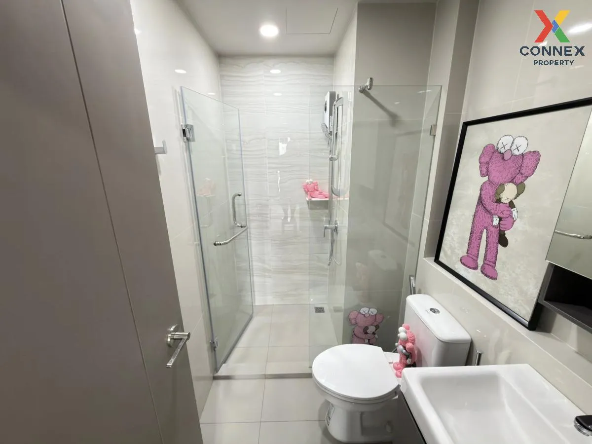 For Rent Condo , Aspire Onnut Station , corner unit , BTS-On Nut 